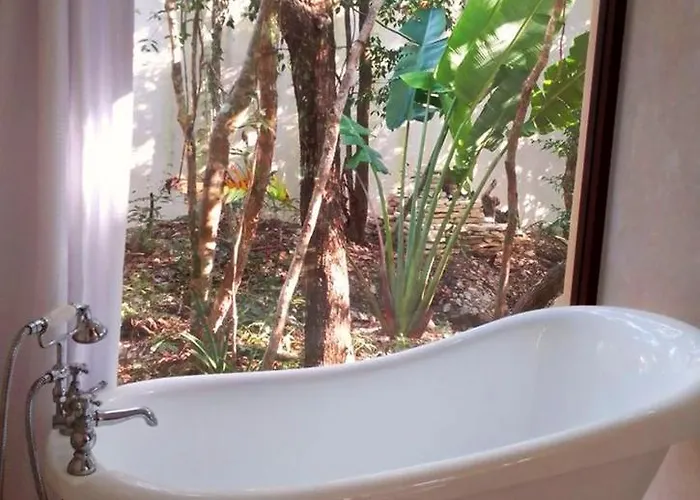 Saasil Kaax Lodge *