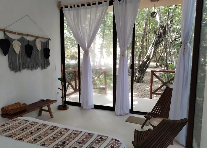 Saasil Kaax Lodge *