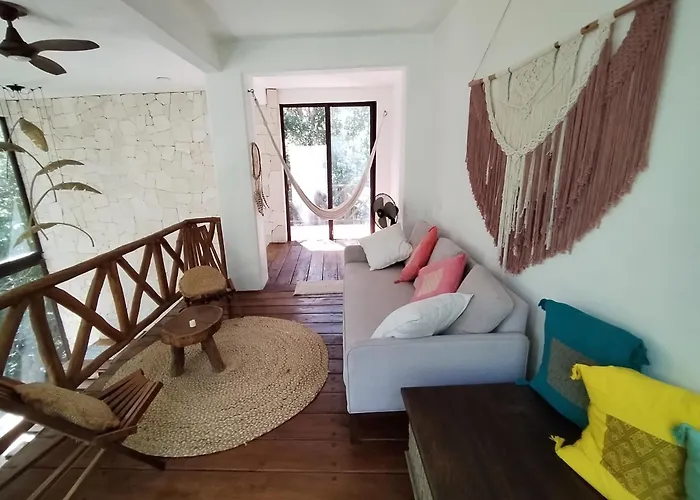 Saasil Kaax Lodge *