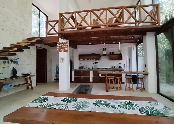 Saasil Kaax Lodge