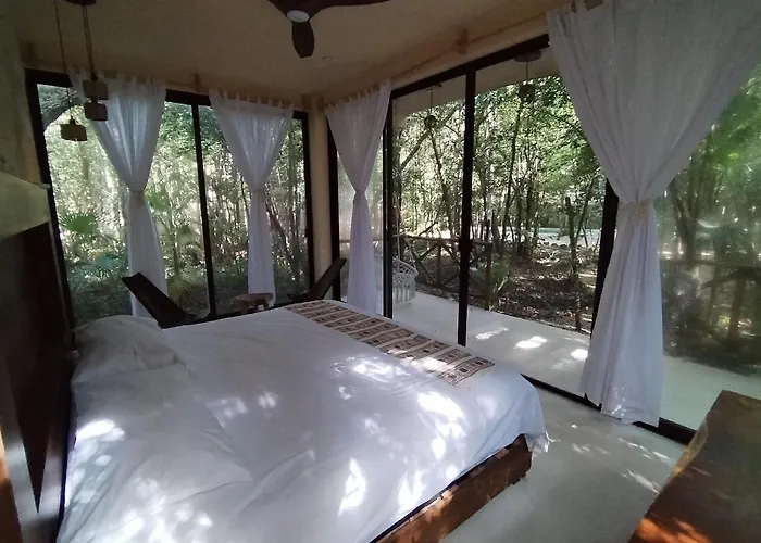 Saasil Kaax Lodge *